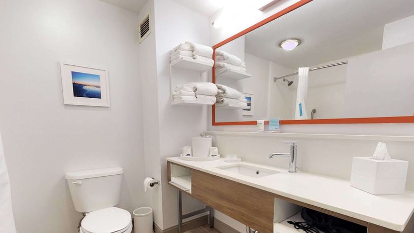 Imagen de la habitación del Hotel Hampton Inn St. Simons Island. Foto 4