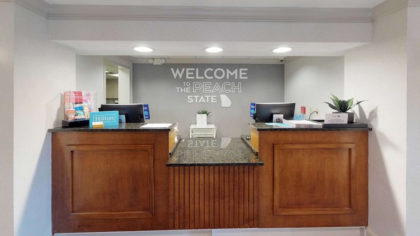 Imagen de los interiores del Hotel Hampton Inn St. Simons Island. Foto 18