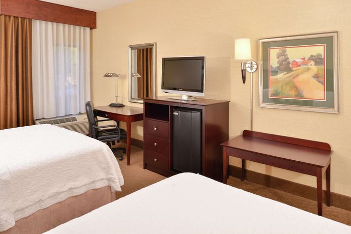 Imagen de la habitación del Hotel Hampton Inn Staunton. Foto 3