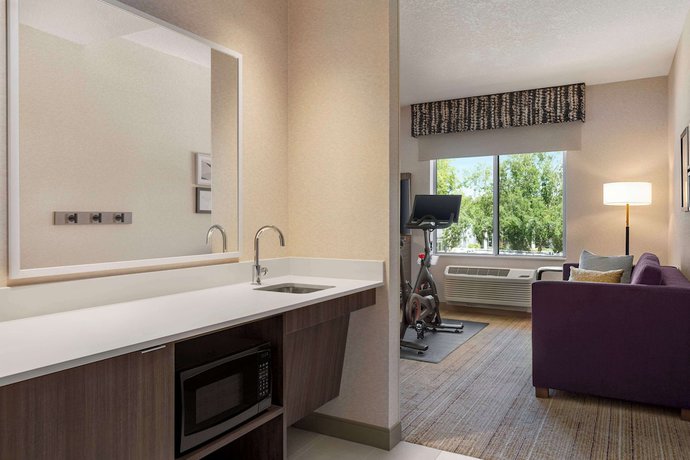 Imagen de la habitación del Hotel Hampton Inn Stockton, Ca. Foto 9