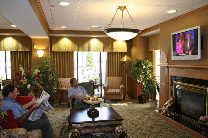Imagen de los interiores del Hotel Hampton Inn Stony Creek/petersburg Area. Foto 18
