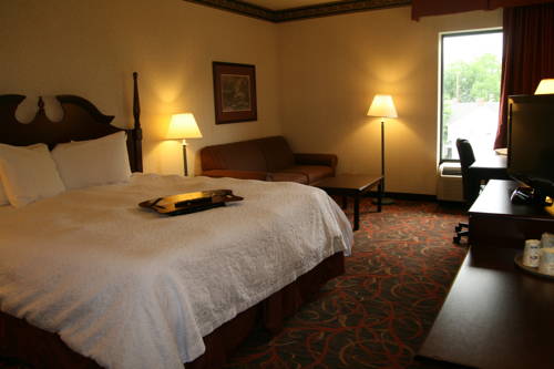 Imagen de la habitación del Hotel Hampton Inn Stroudsburg/poconos. Foto 3
