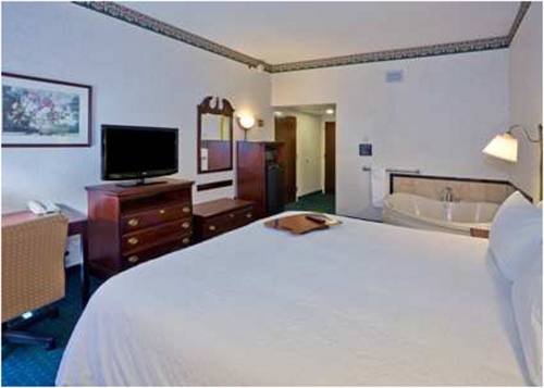 Imagen de la habitación del Hotel Hampton Inn Sturbridge. Foto 6