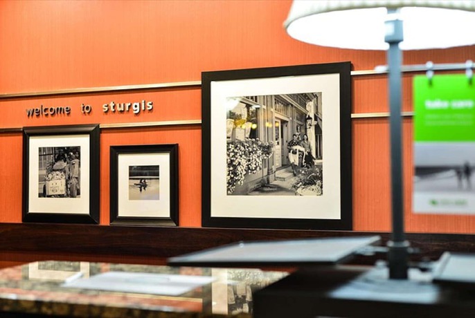 Imagen de los interiores del Hotel Hampton Inn Sturgis-lagrange Area. Foto 11
