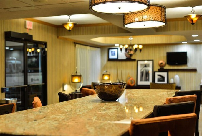 Imagen de los interiores del Hotel Hampton Inn Sturgis-lagrange Area. Foto 13