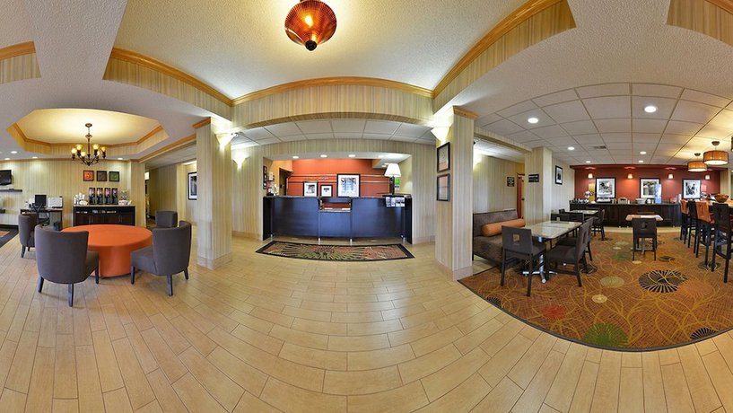 Imagen de los interiores del Hotel Hampton Inn Sturgis-lagrange Area. Foto 14