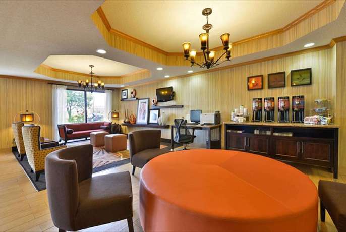 Imagen de los interiores del Hotel Hampton Inn Sturgis-lagrange Area. Foto 15