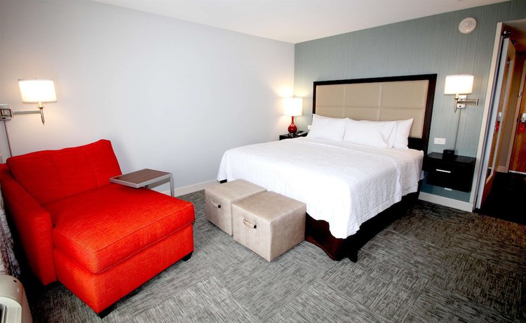 Imagen de la habitación del Hotel Hampton Inn Suffolk. Foto 6