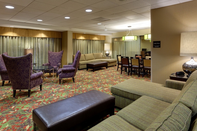 Imagen de los interiores del Hotel Hampton Inn Suites Alexandria Old Town Area South. Foto 13