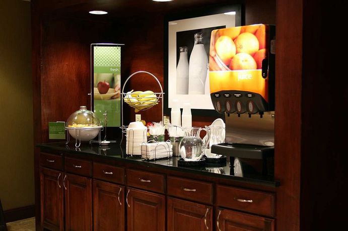 Imagen de los interiores del Hotel Hampton Inn Suites Opelika I85 Auburn Area. Foto 15