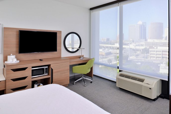 Imagen de la habitación del Hotel Hampton Inn Tampa Downtown Channel District. Foto 5