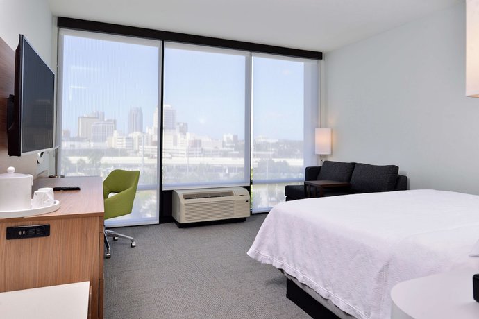 Imagen de la habitación del Hotel Hampton Inn Tampa Downtown Channel District. Foto 10