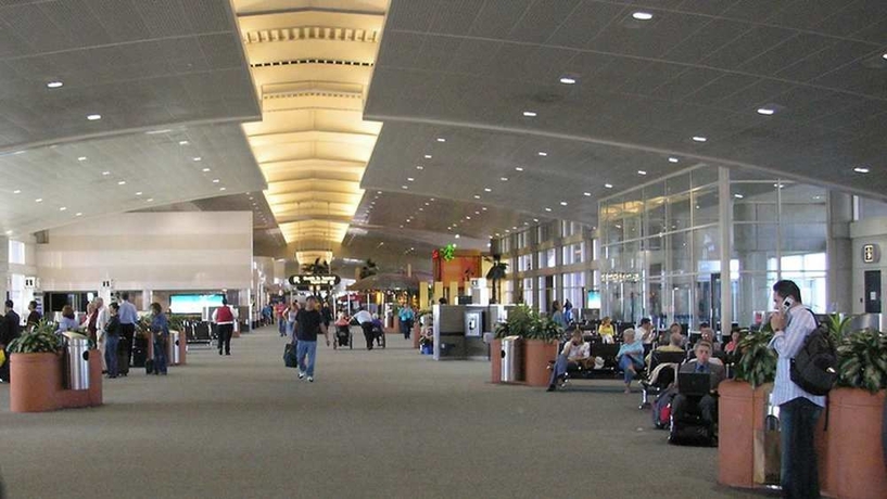Imagen de los interiores del Hotel Hampton Inn Tampa-international Airport/westshore. Foto 13