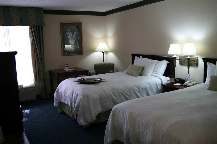 Imagen de la habitación del Hotel Hampton Inn Tampa/rocky Point-airport. Foto 6