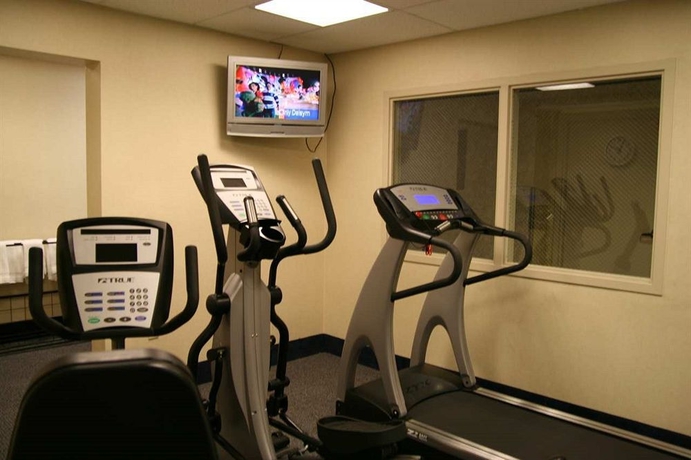 Imagen de los interiores del Hotel Hampton Inn Tampa/rocky Point-airport. Foto 12