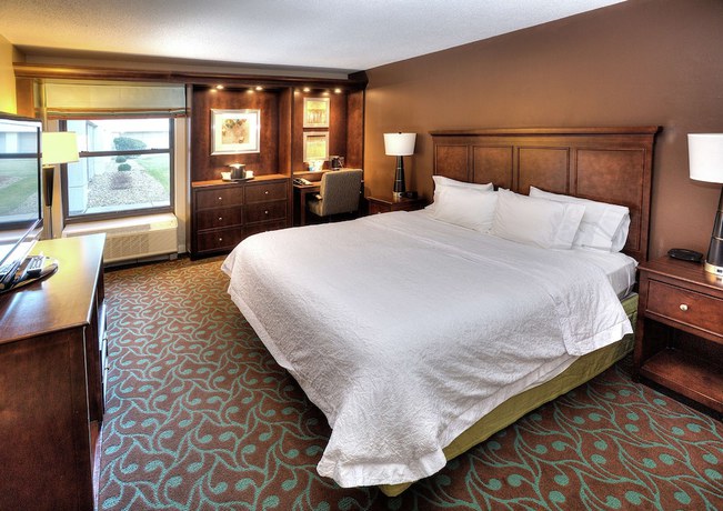 Imagen de la habitación del Hotel Hampton Inn Terre Haute. Foto 5