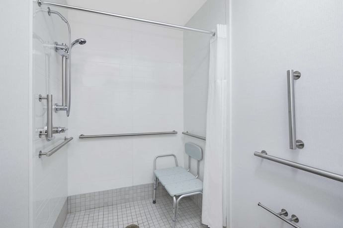 Imagen de la habitación del Hotel Hampton Inn Thomasville. Foto 8