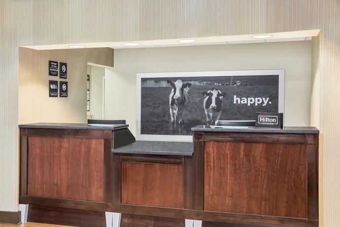 Imagen de los interiores del Hotel Hampton Inn Thomasville. Foto 17