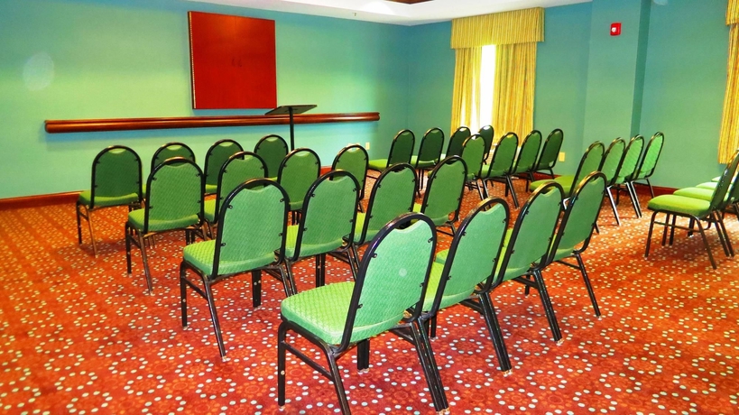 Imagen de los interiores del Hotel Hampton Inn Titusville/i-95 Kennedy Space Center. Foto 12