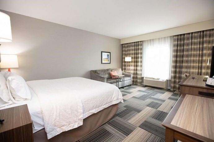Imagen de la habitación del Hotel Hampton Inn Toledo/oregon. Foto 2