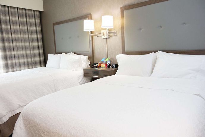 Imagen de la habitación del Hotel Hampton Inn Toledo/oregon. Foto 7