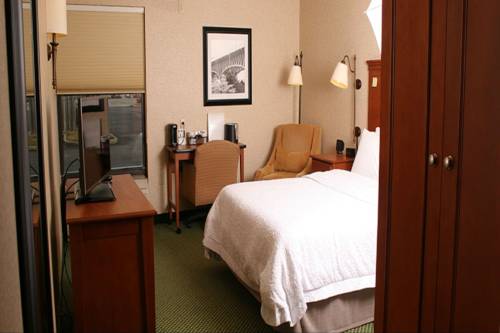 Imagen de la habitación del Hotel Hampton Inn Toledo-south/maumee. Foto 3