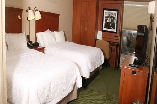 Imagen de la habitación del Hotel Hampton Inn Toledo-south/maumee. Foto 8