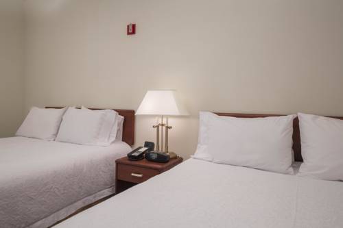 Imagen de la habitación del Hotel Hampton Inn Tracy. Foto 3