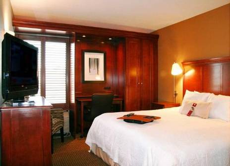 Imagen de la habitación del Hotel Hampton Inn Traverse City. Foto 3