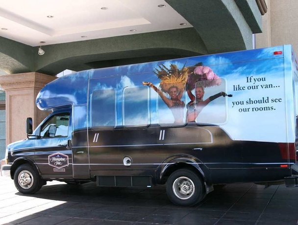 Imagen de los exteriores del Hotel Hampton Inn Tropicana. Foto 4