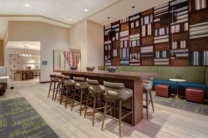 Imagen de los interiores del Hotel Hampton Inn Tucson Downtown. Foto 20