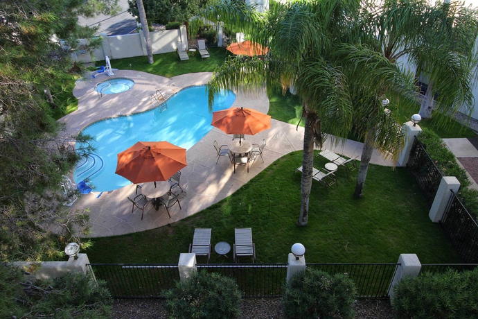 Imagen de la piscina del Hotel Hampton Inn Tucson-airport. Foto 14