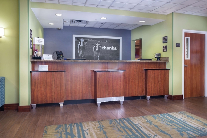 Imagen de los interiores del Hotel Hampton Inn Tulsa Broken Arrow. Foto 16