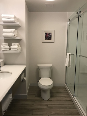 Imagen de la habitación del Hotel Hampton Inn Turlock. Foto 13