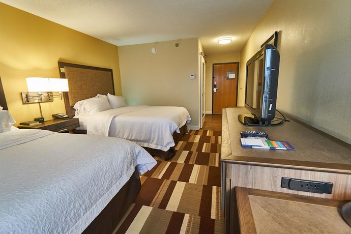 Imagen de la habitación del Hotel Hampton Inn Uniontown. Foto 4