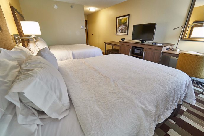Imagen de la habitación del Hotel Hampton Inn Uniontown. Foto 6