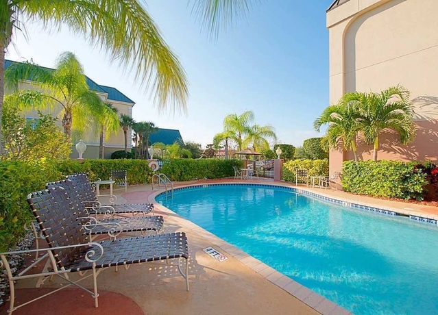 Imagen de la piscina del Hotel Hampton Inn Vero Beach. Foto 12