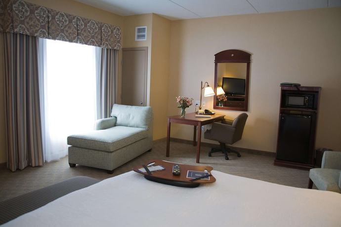 Imagen de la habitación del Hotel Hampton Inn Watertown. Foto 12