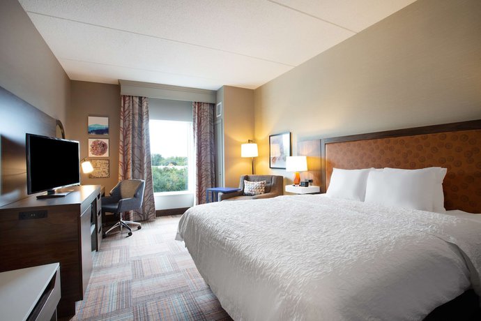 Imagen de la habitación del Hotel Hampton Inn Watertown. Foto 17