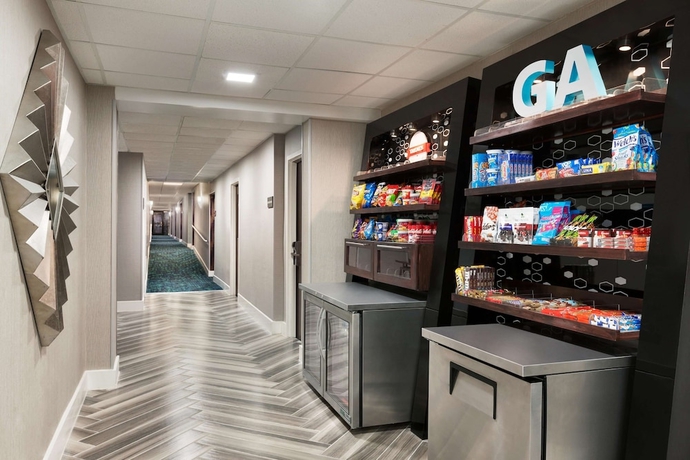 Imagen del bar/restaurante del Hotel Hampton Inn Waycross. Foto 4