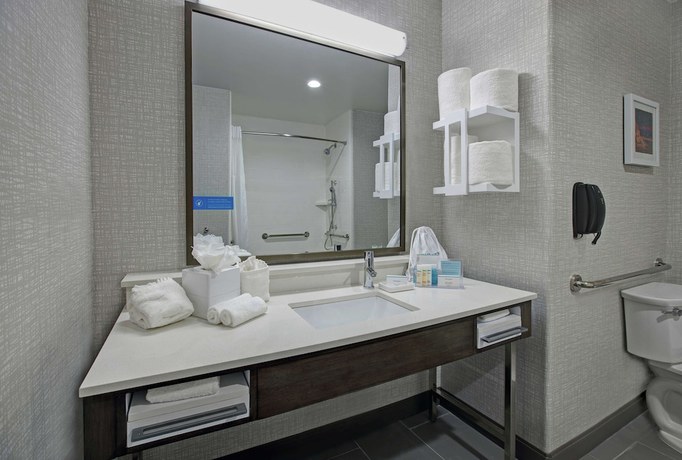 Imagen de la habitación del Hotel Hampton Inn Weslaco. Foto 13