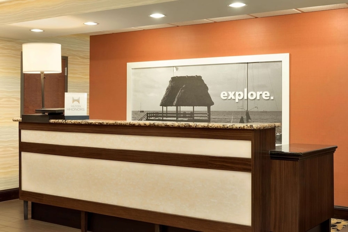 Imagen de los interiores del Hotel Hampton Inn West Monroe. Foto 17