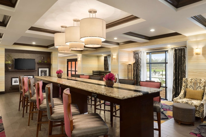 Imagen de los interiores del Hotel Hampton Inn West Monroe. Foto 18