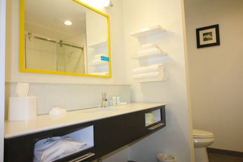 Imagen de la habitación del Hotel Hampton Inn West Plains. Foto 3