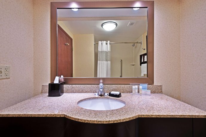 Imagen de la habitación del Hotel Hampton Inn Winfield/teays Valley. Foto 12