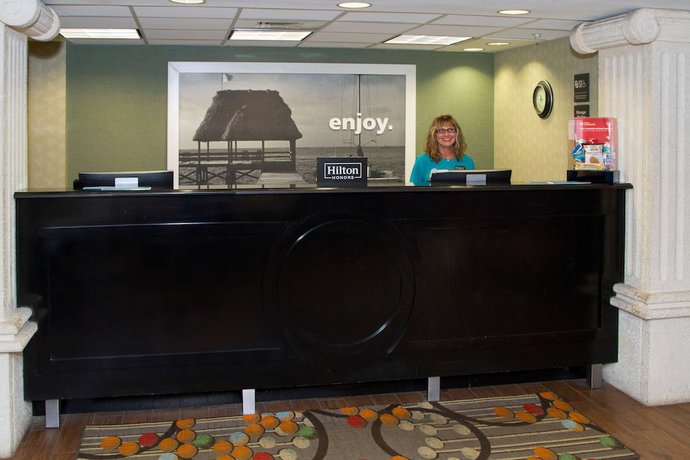 Imagen de los interiores del Hotel Hampton Inn Winter Haven. Foto 14