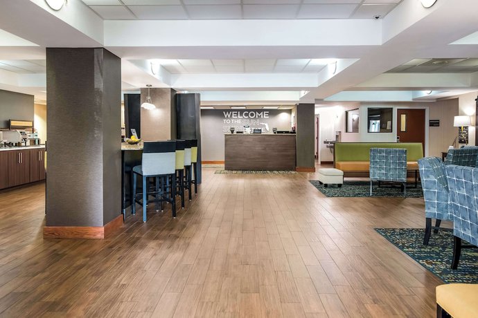 Imagen de los interiores del Hotel Hampton Inn Winter Haven. Foto 16