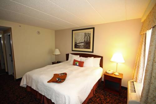 Imagen de la habitación del Hotel Hampton Inn Woodbridge. Foto 10