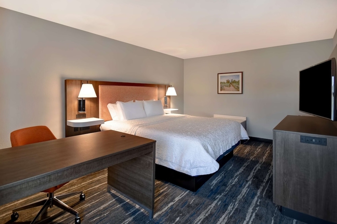 Imagen de la habitación del Hotel Hampton Inn Woodbridge, Woodbridge. Foto 2
