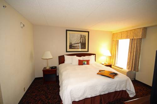 Imagen de la habitación del Hotel Hampton Inn Woodbridge, Woodbridge. Foto 2